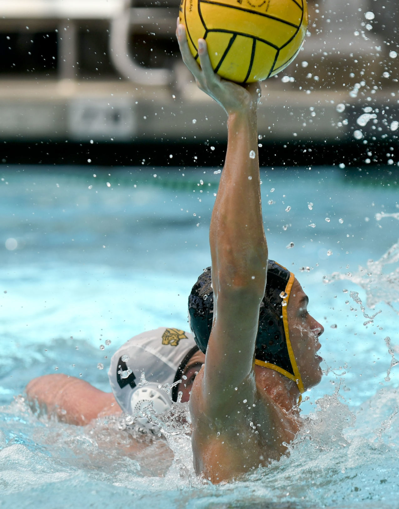 090519 SLO Cabrillo water polo 04.jpg